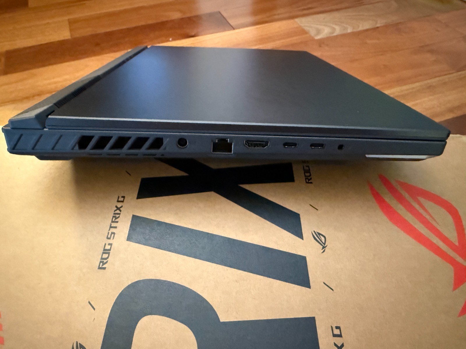 ASUS ROG Strix G16 (2024) 16″ – G614JIR-AS94 – 3TB SSD, Intel Core i9, RTX 4070