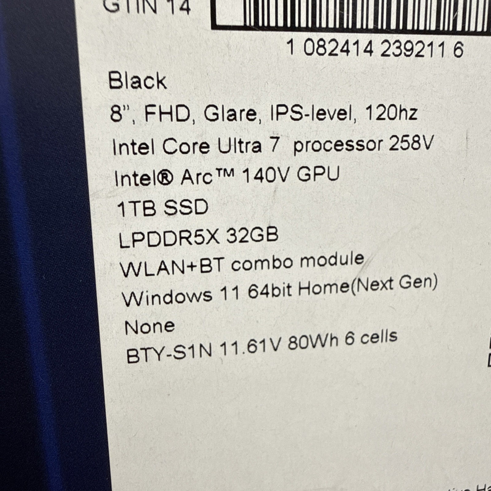 MSI Claw 8 AI+ 1TB SSD. 32GB RAM. Intel Core Ultra 7. 8” FHD 120Hz Screen. Win11