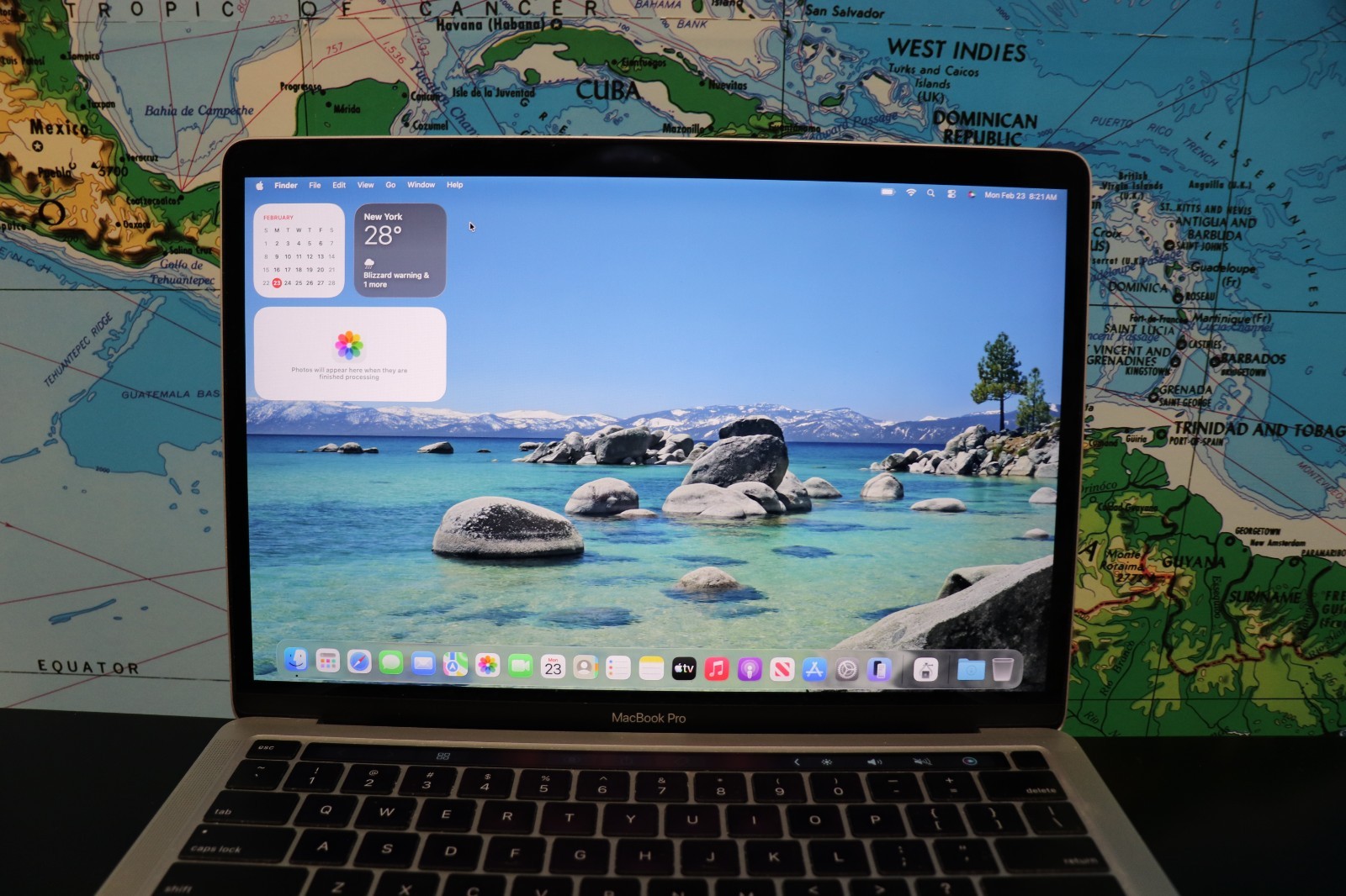 Apple Mac Book Pro 13-inch 2020, Four Thunderbolt 3 ports 16GB RAM -Model A2251