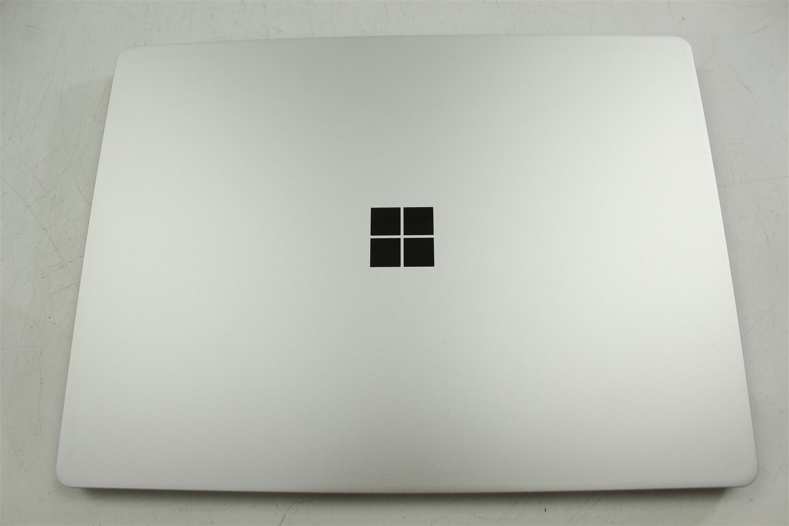 Microsoft Surface Laptop Go 2 2013 12.4″ i5-1135G7 256GB SSD 16GB RAM W11H