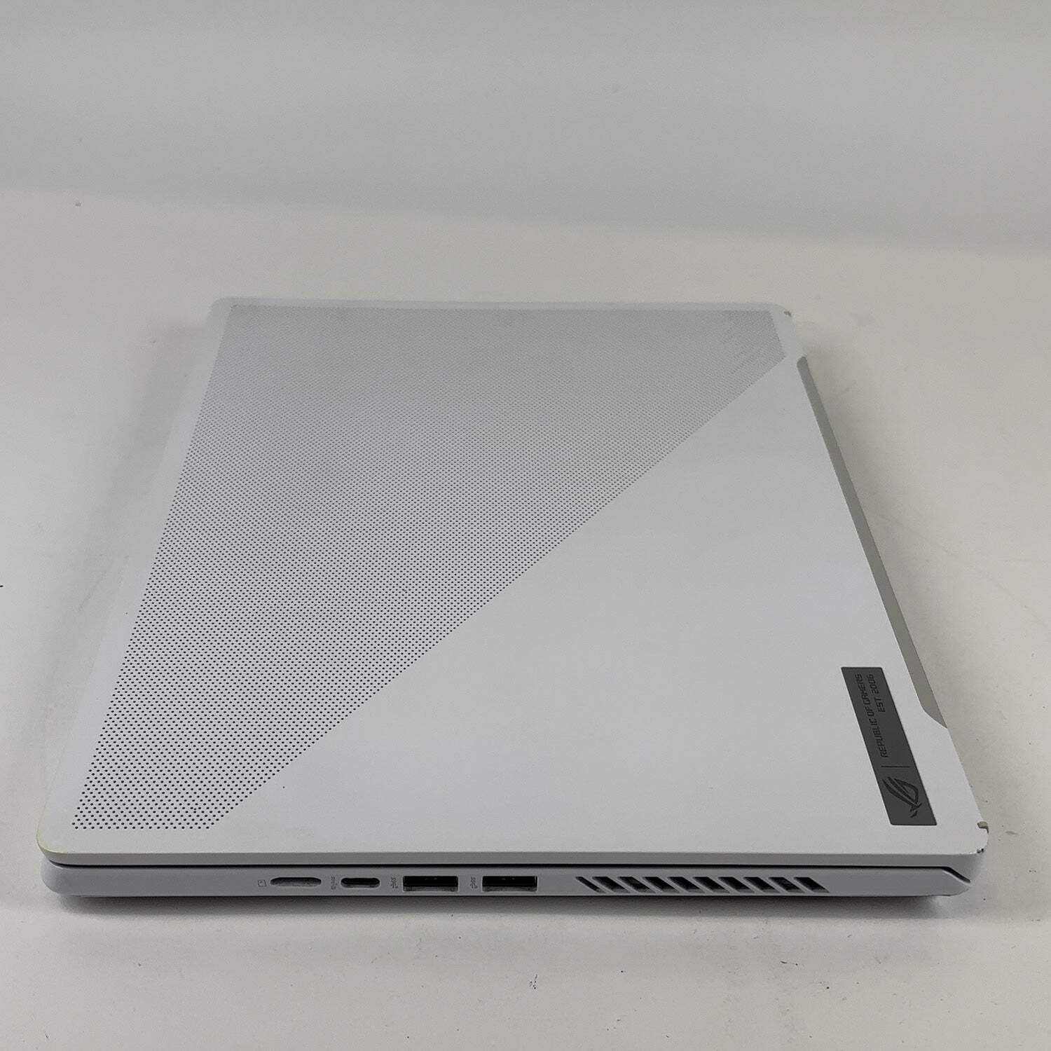 Asus ROG Zephyrus G14 Ryzen 9 7940HS 4.0GHz 16GB RAM 2TB SSD GeForce RTX 4060