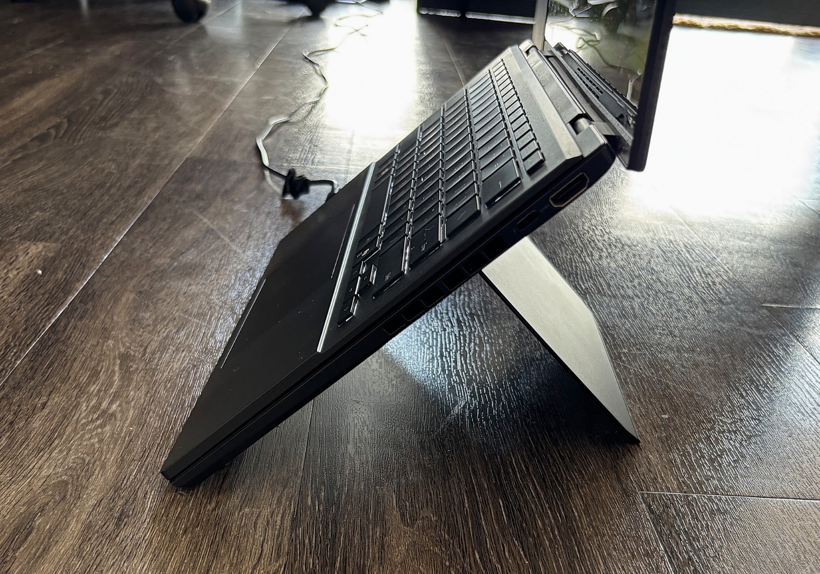 ASUS ZenBook Duo 14″ Laptop – 1TB SSD, Intel Core Ultra 7 Proc, 2.90 GHz, 32GB