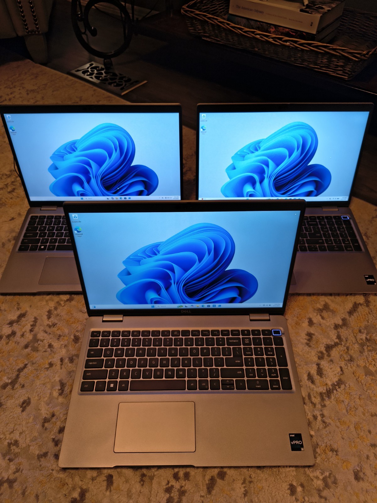 LOT OF 3 DELL Latitude 5530 Intel CORE i5-1245U 1.60GHZ 256GB 16GB
