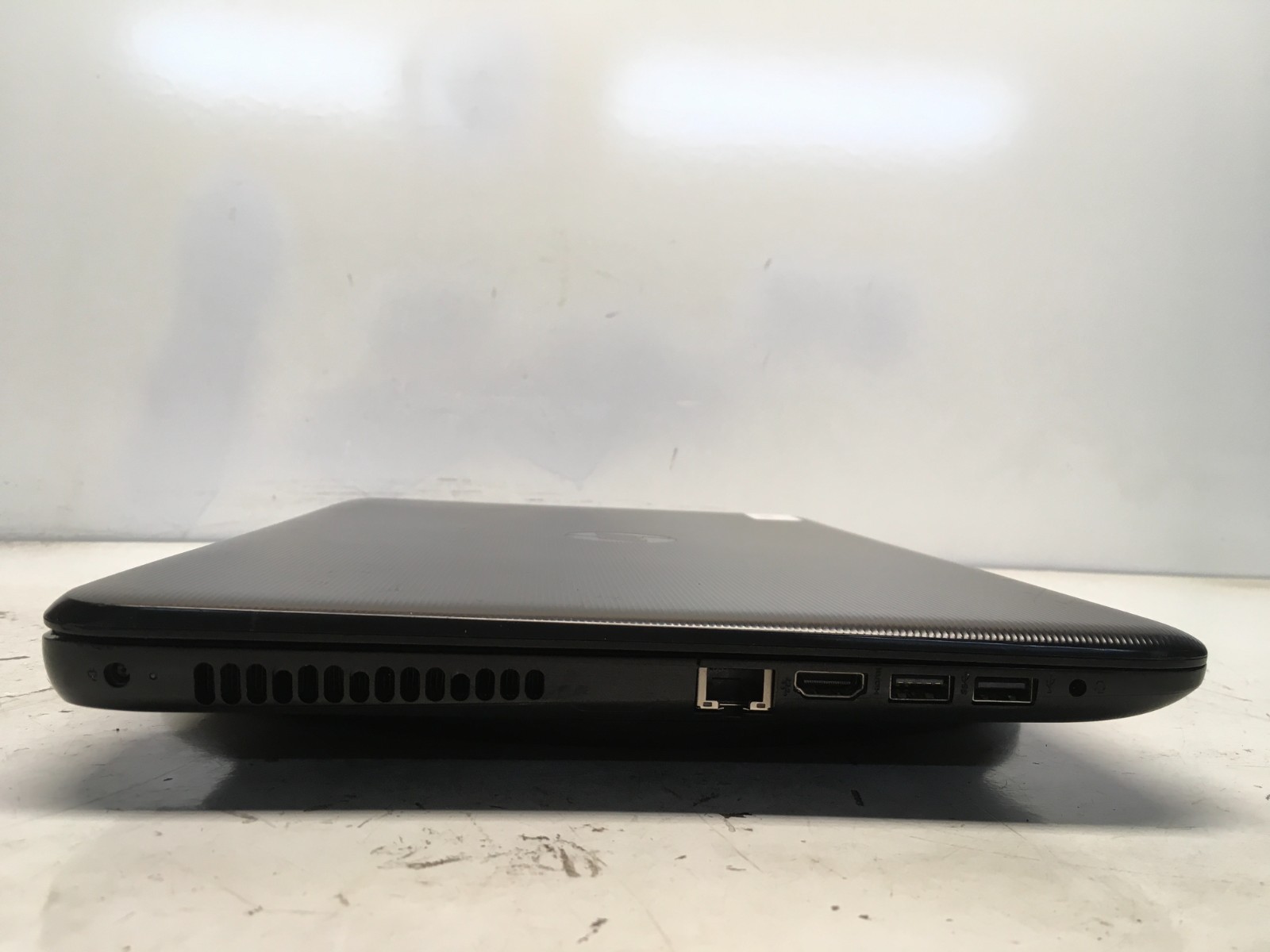 HP 15Z-BA000 AMD A6-7310 2000MHz 4 GB NO HDD