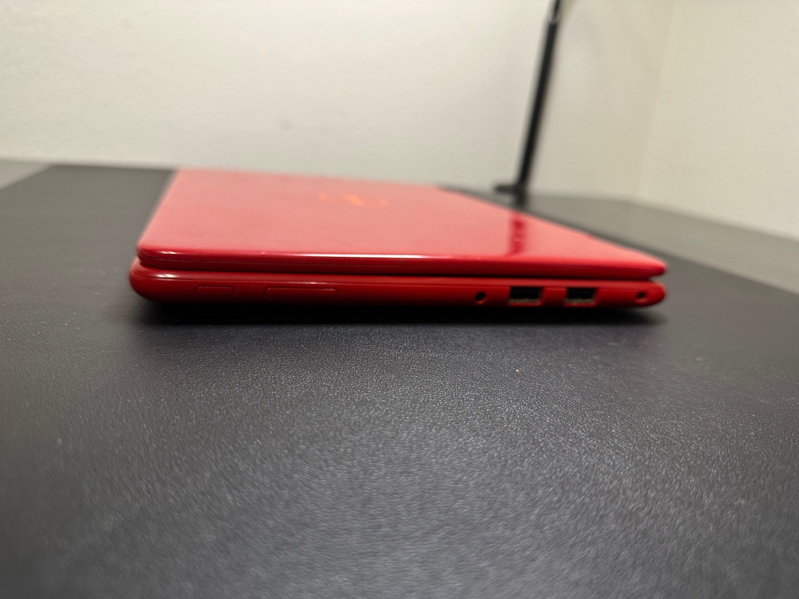 Dell Inspiron 11 (P25T) 11.6″ Intel Core m3 Processor | For Parts/Repair