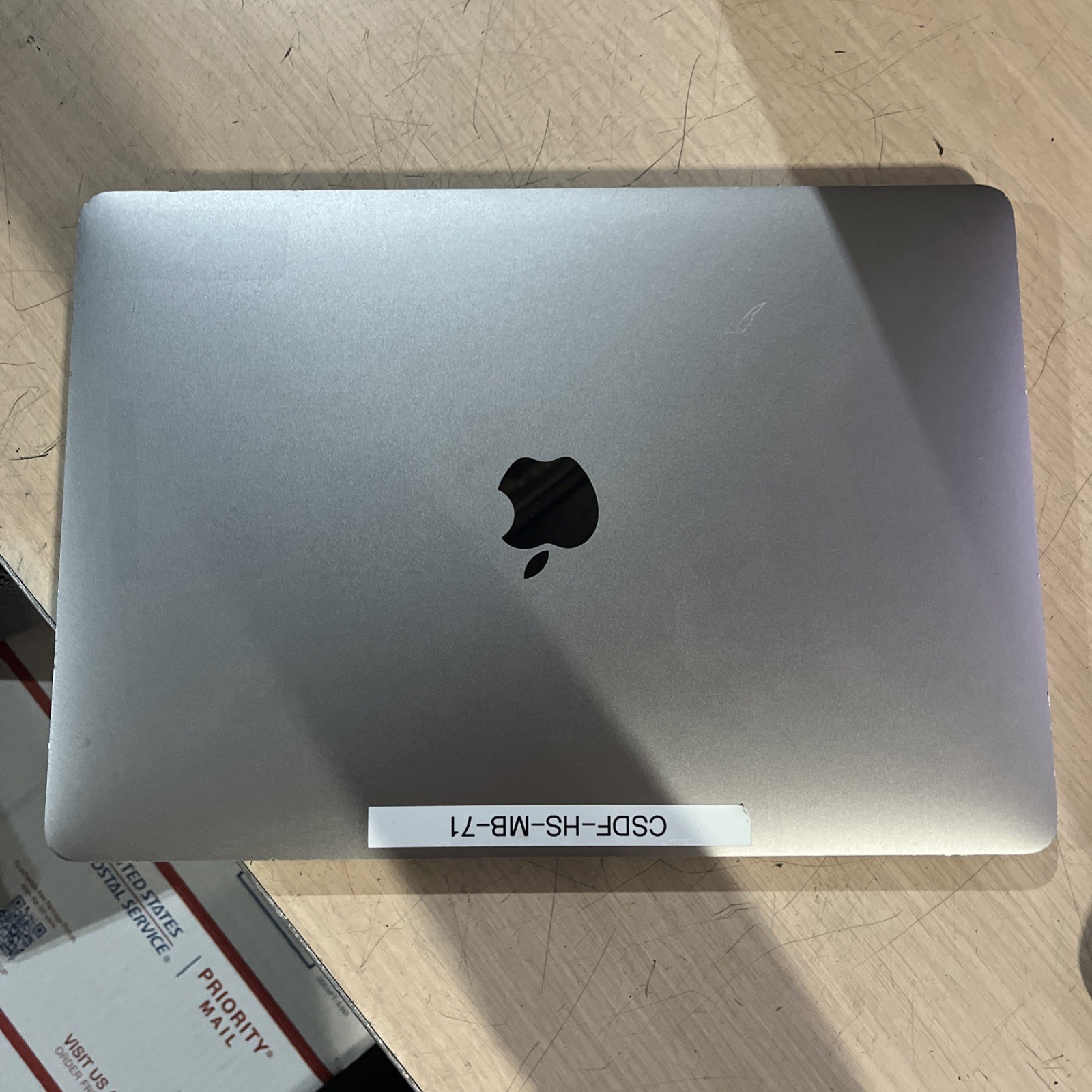 APPLE MACBOOK PRO 13″ MID-2017 CORE I5-7360U 2.3GHZ 8GB RAM NO HD “