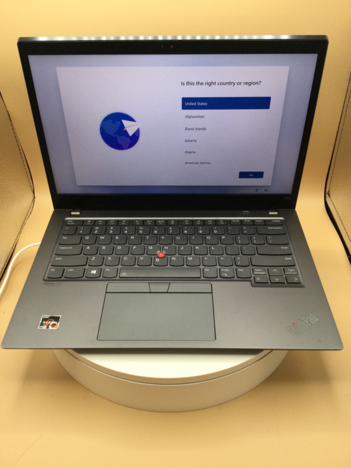 Lenovo ThinkPad T14s G2 14″ Laptop Ryzen 7 5850U 16GB RAM 512GB SSD W11P Used