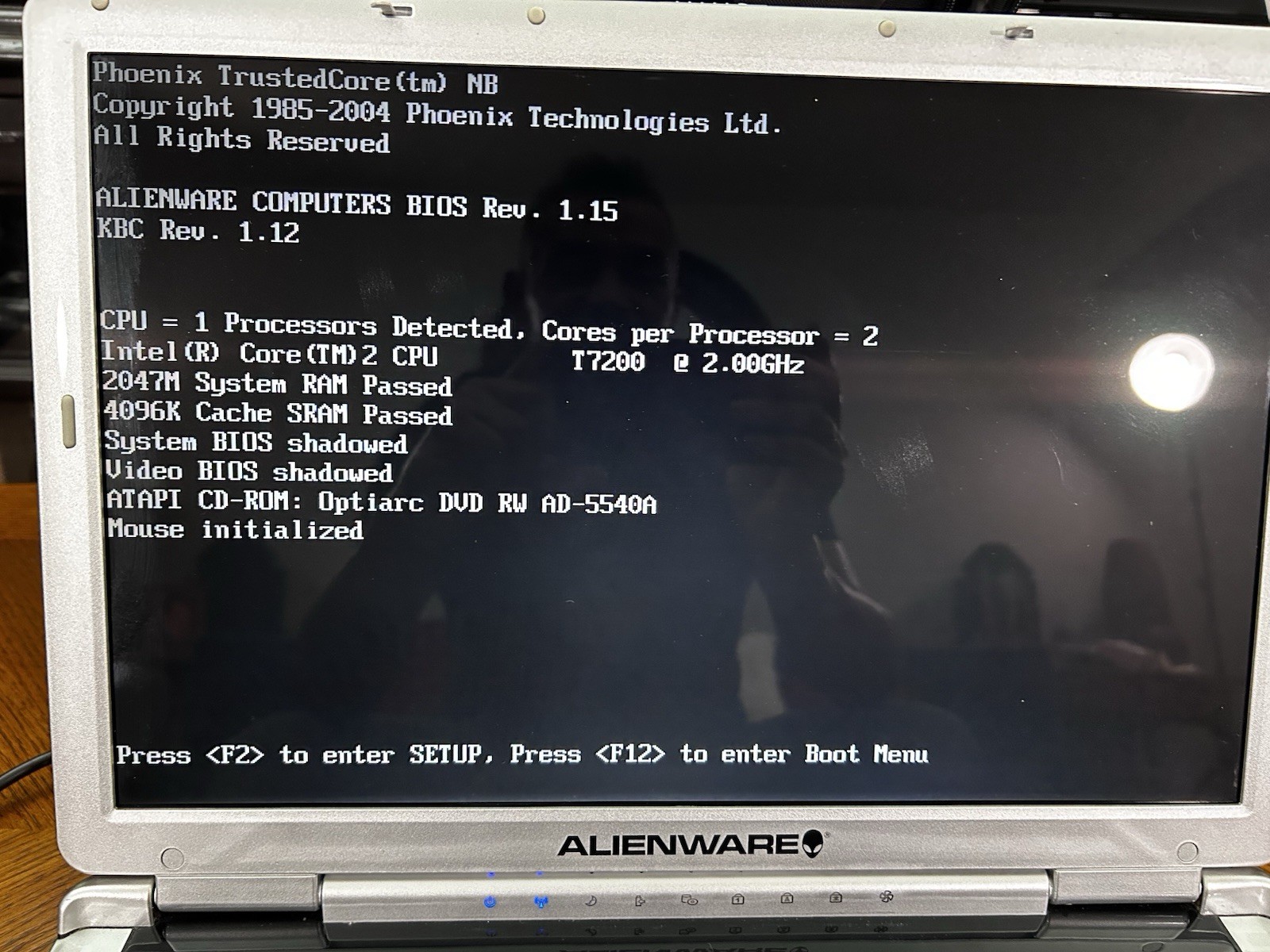 Alienware Area-51 M5700i-R2 Core2 T7200 4GB 2 HDD Backpack Includes