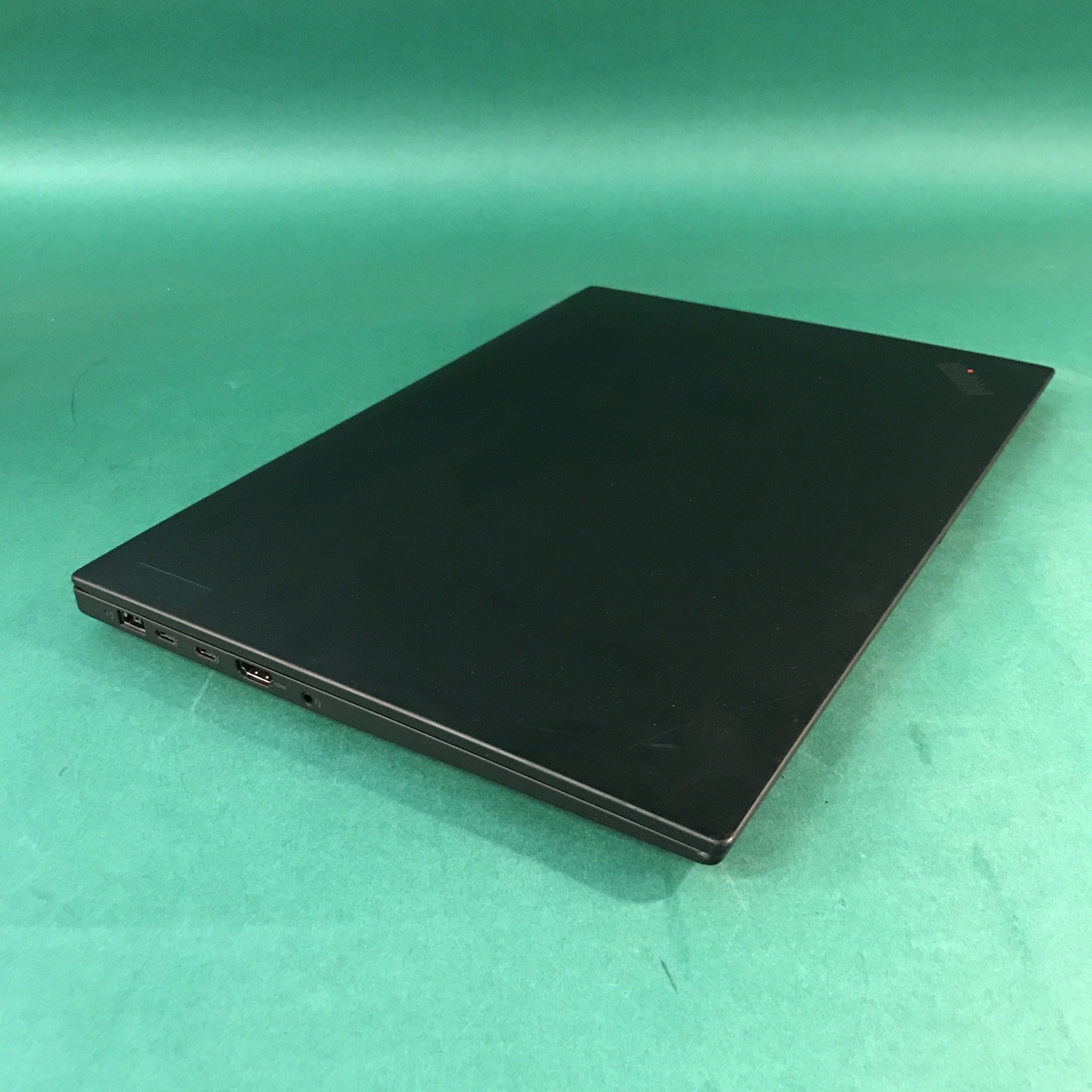 Lenovo ThinkPad P1 Gen 5 Intel i9-12900H 8GB RAM 1TB NVME Nvidia RTX 3080 W11PRO