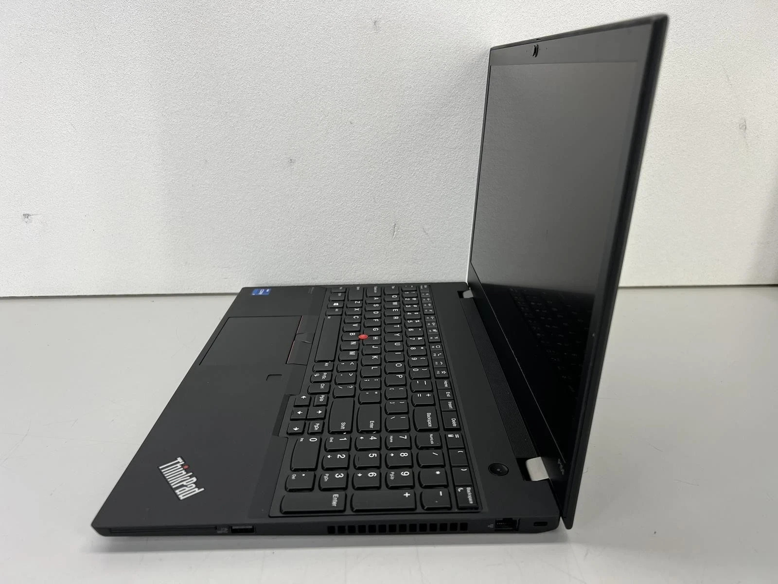 ThinkPad P15s Gen2 i7-1165G7 32GB 1TB NVMe Nvidia T500 Win 11 Office 2024