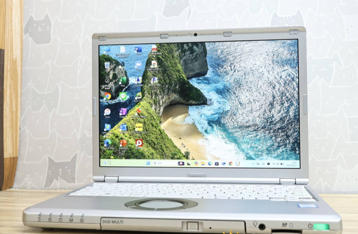 Panasonic CF-SZ5 Let’s Note 12.1 inch Core i5-6200U 2.30GHz 8GB 750GB Win11