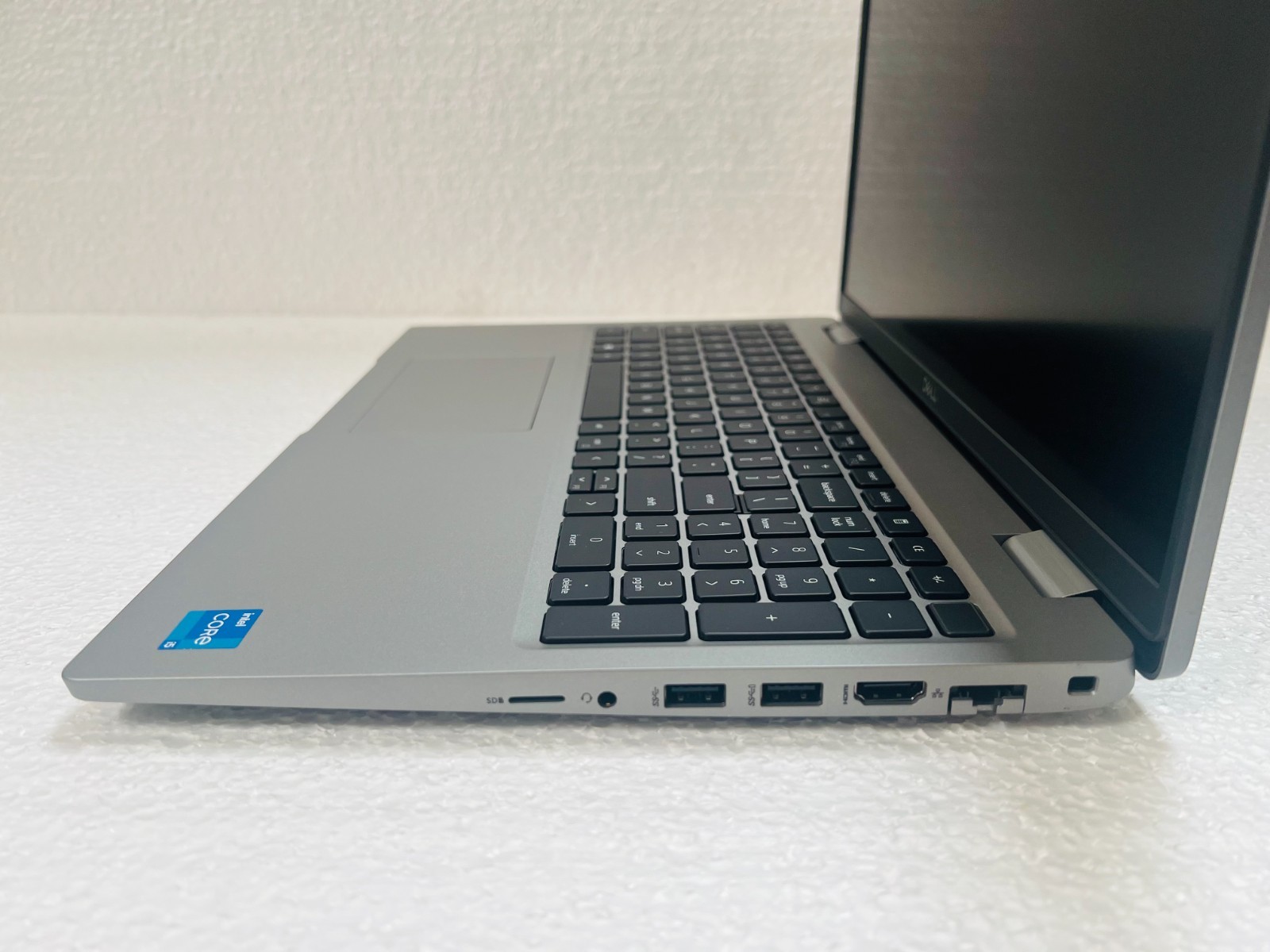 Dell Precision 3560 Laptop Workstation Intel i5 16GB RAM 256NVMe SSD Win 11 PRO