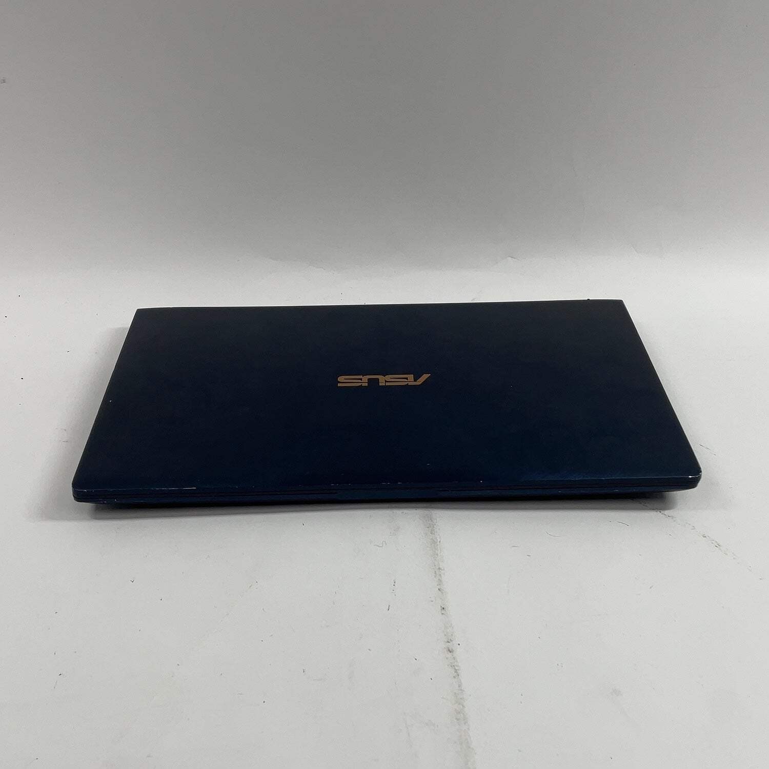 Asus Zenbook 14 UX434F 14″ i7-10510U 1.8GHz 16GB RAM 512GB SSD GeForce MX250