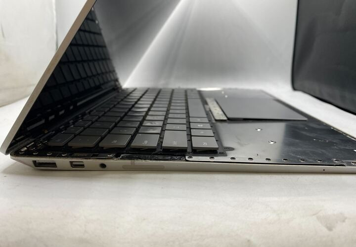 FOR PARTS Microsoft Surface Laptop 2 13.5″ i5-7300u 2.60GHz 8GB RAM 256GB SSD