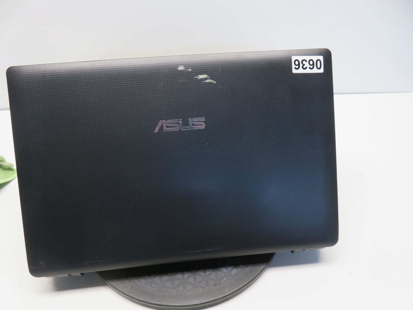 Asus X54C RB93 Laptop Intel Pentium B960 4GB Ram No HDD or Battery