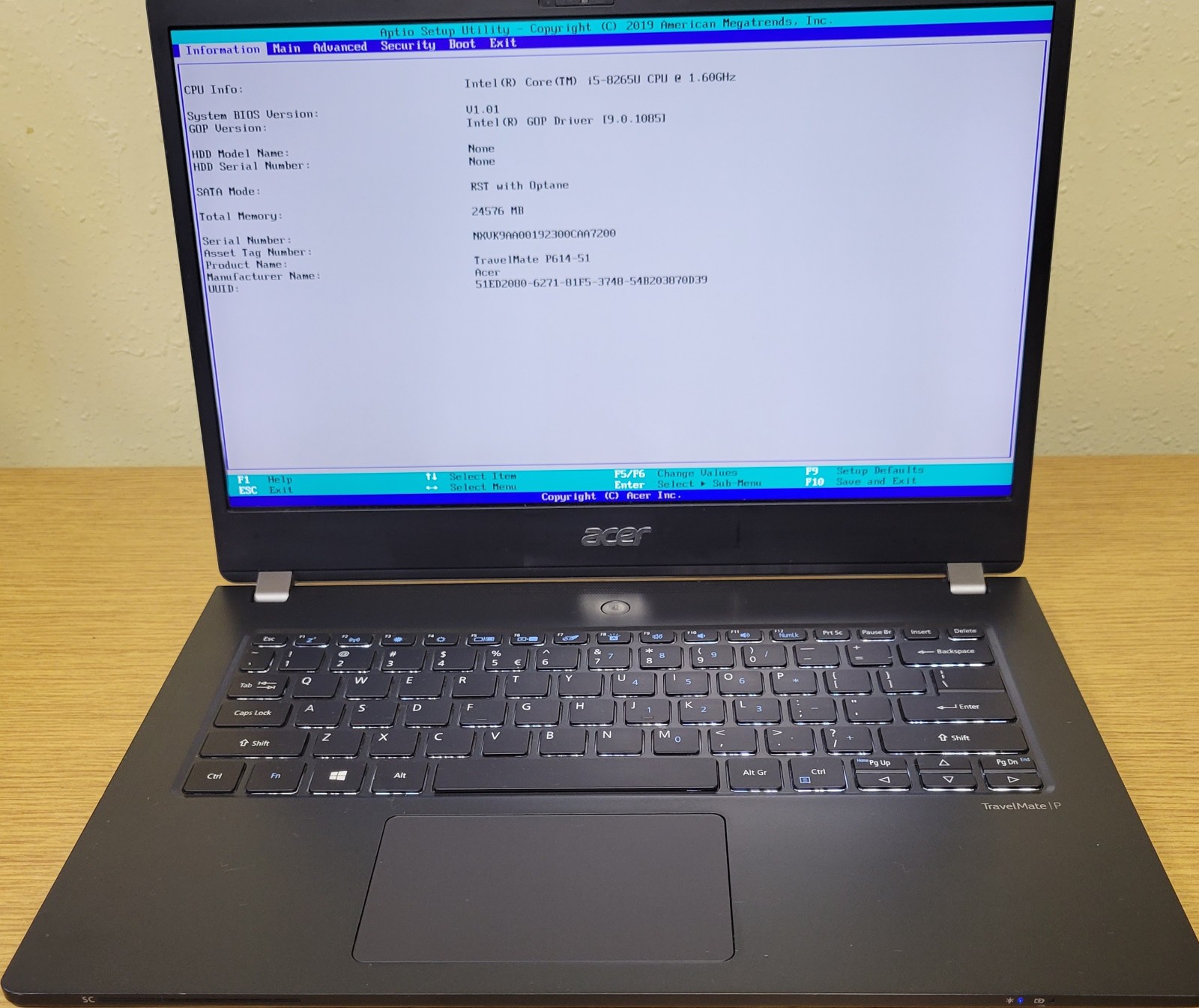 Acer TravelMate P614-51 i5-8265U 1.60GHz 24GB DDR4 128GB SSD No OS