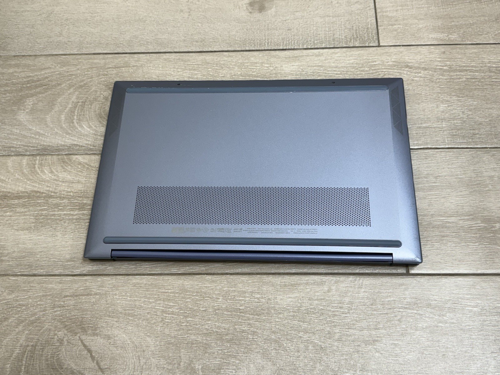 HP Pavilion 15-EH1052WM 15.6″ AMD Ryzen 5 5500U 2.10GHz 512GB SSD 8GB Ram Laptop