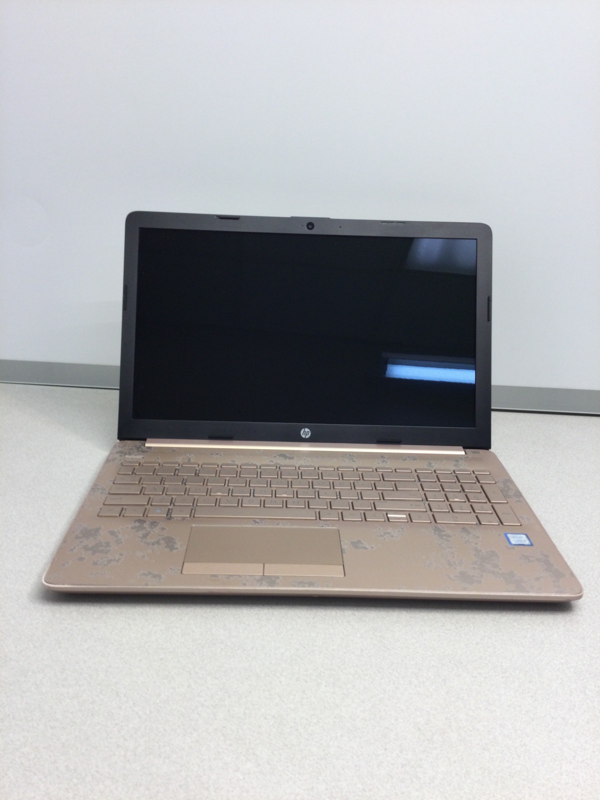 HP laptop 15-da0xxx core i5-8250u 1.60ghz 15.5” 8GB RAM 480GB SSD WIN 11 PRO