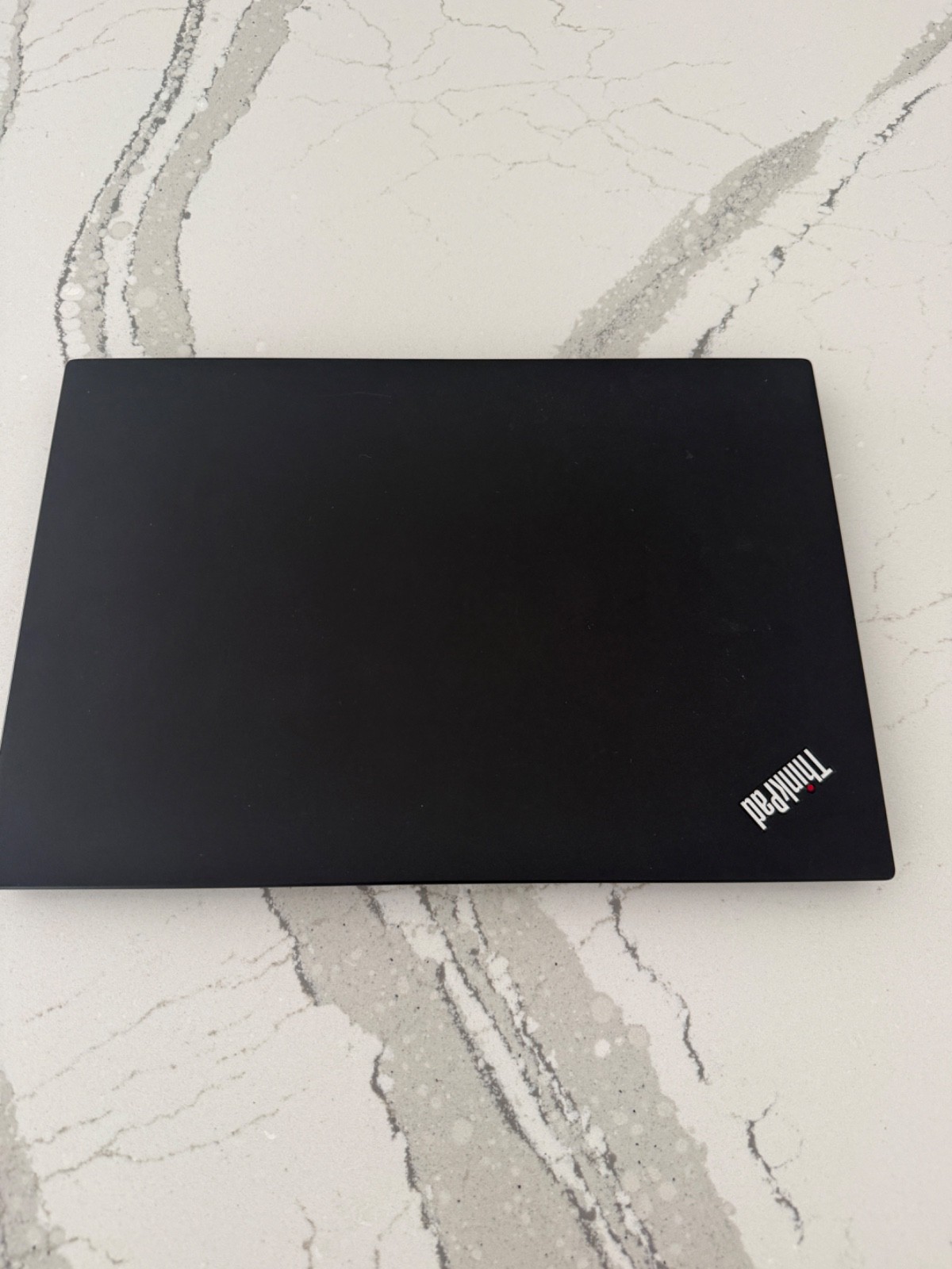 Lenovo ThinkPad T490s 14″ i5-8265u@1.60GHz 16GB RAM 256GB SSD Win 11 Pro SB703