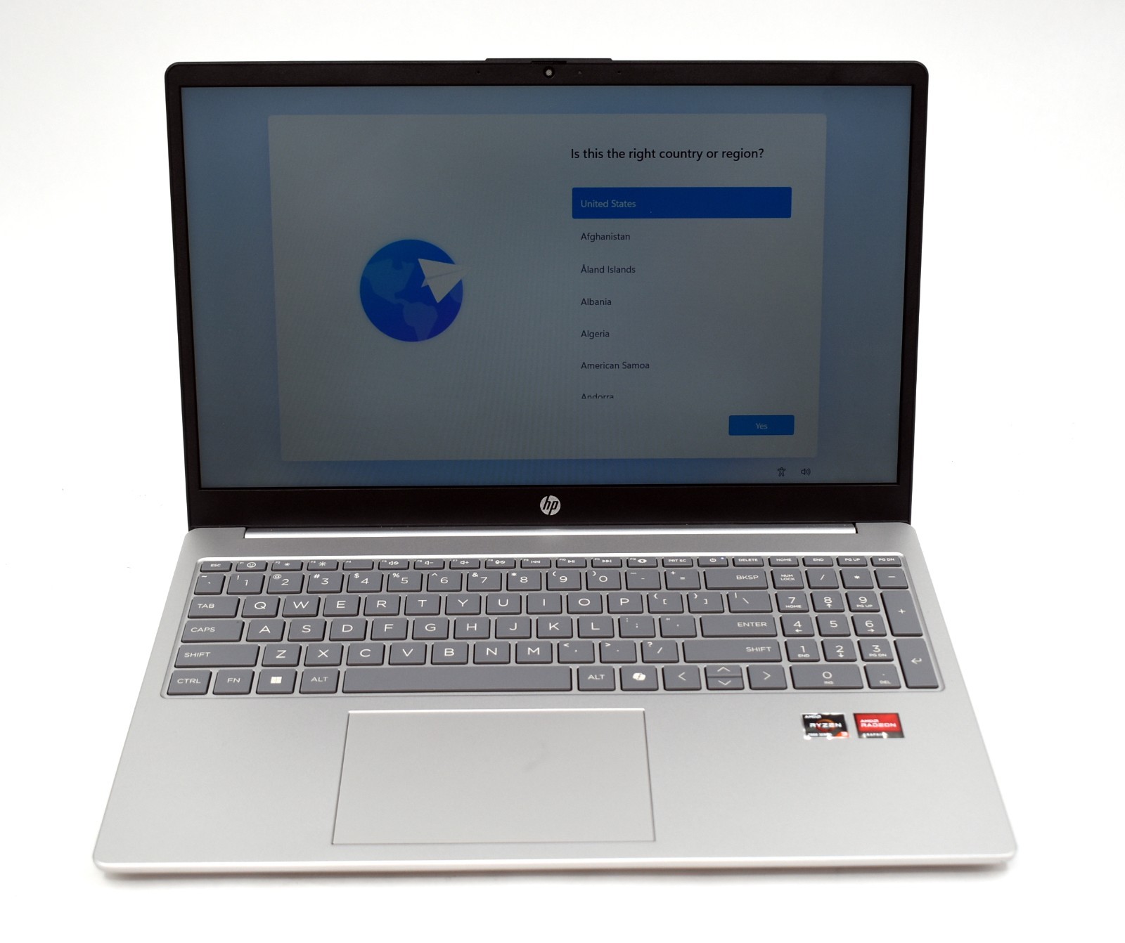 HP 15-fc0399nr Laptop 15.6″ AMD Ryzen 3 7320U 8GB Ram 256GB SSD Win11 Silver