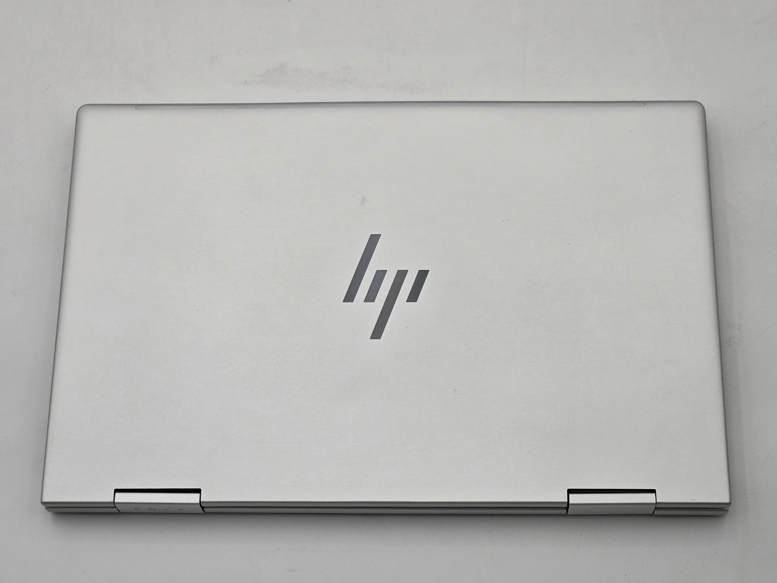 HP Envy x360 14-es1013dx 2-in-1 14″ FHD Touch 5 120U 512GB SSD 8GB W11 FPR