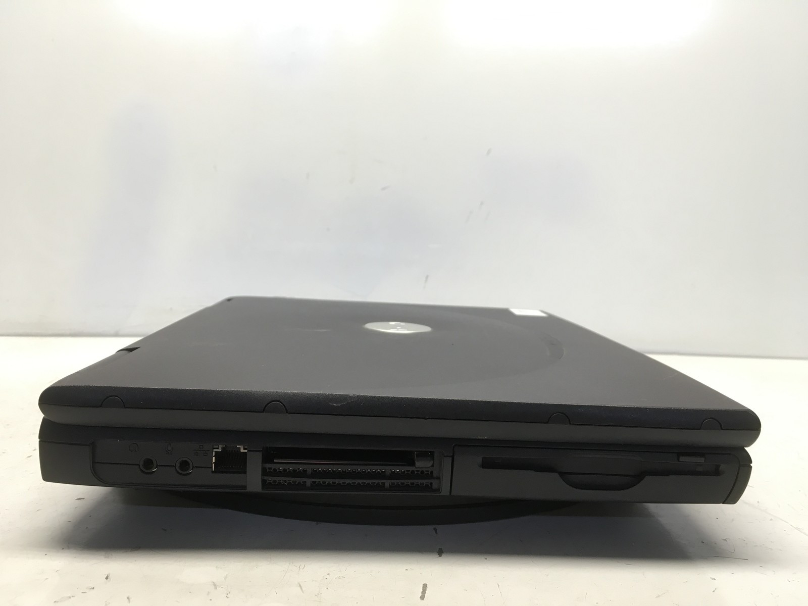 Dell Inspiron 2650 Intel Celeron M 1.66GHz 256 MB NO HDD No Batt