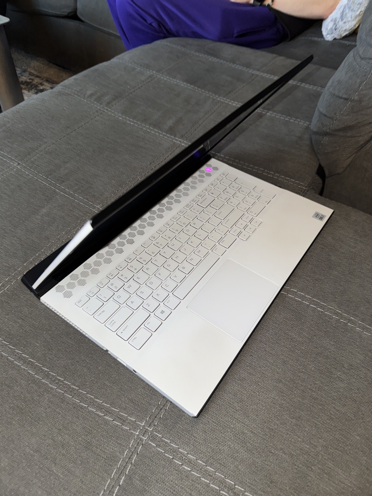 2021 17.3″ Alienware M17 R4, i7-109870H, 16GB, 1TB SSD, NVIDIA RTX 3070