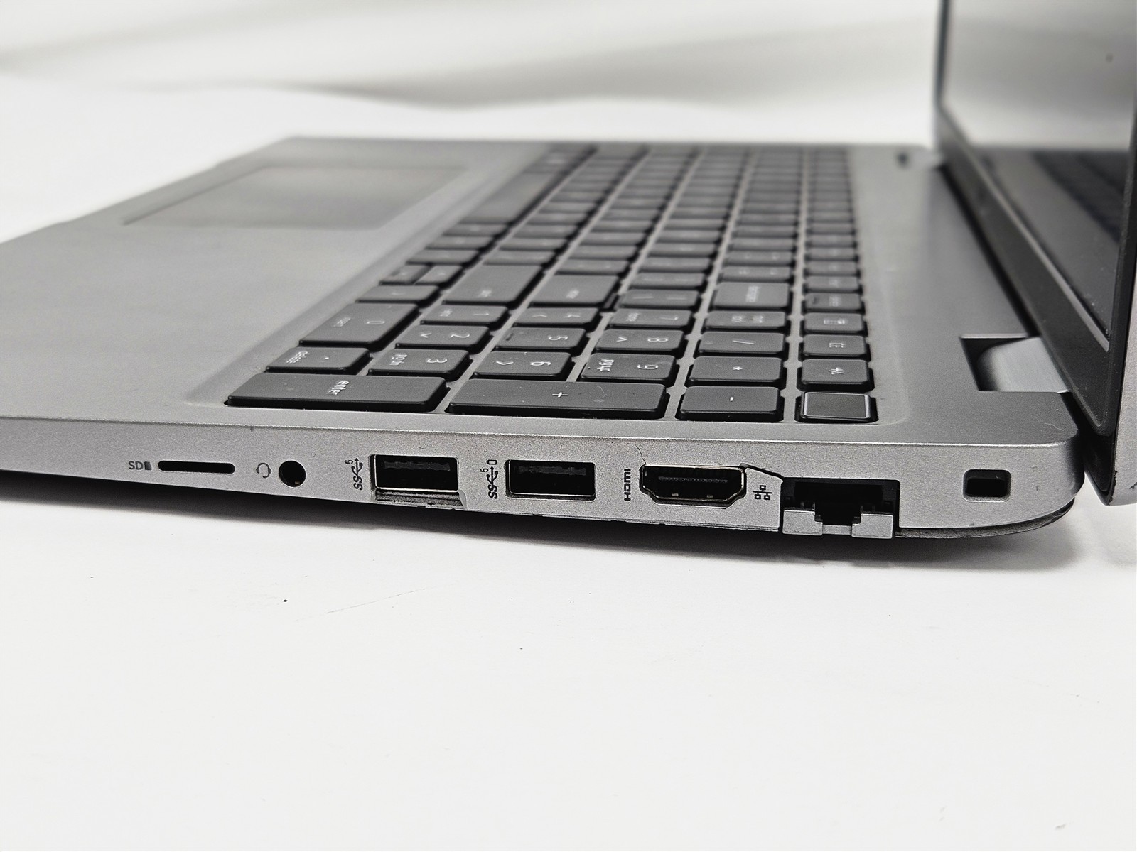 Dell Precision 3570 Intel Core i7-1255U 16GB 256GB SSD 15.6″ Nvidia T550