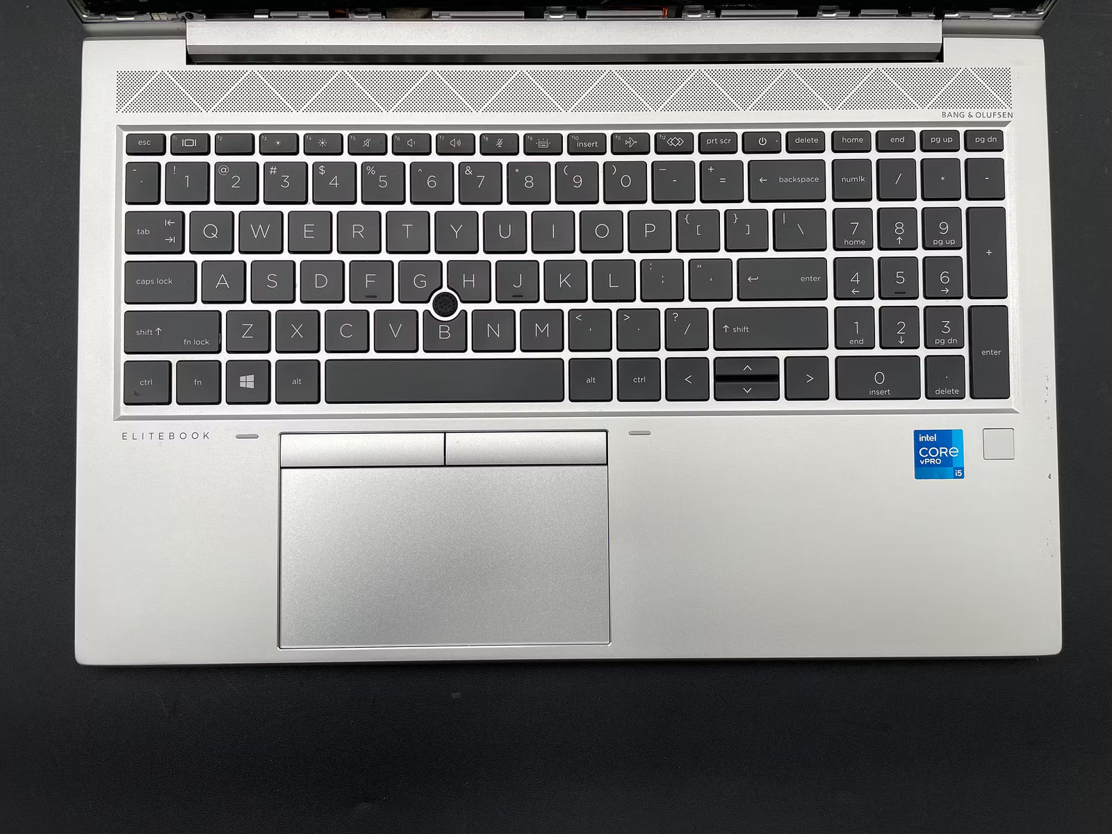 HP EliteBook 850 G8 Notebook Used 15.5″ (i5-1145G7-16GB-256GB NVMe)