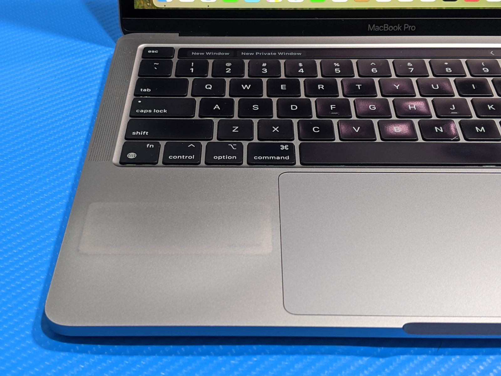Apple MacBook Pro A2338 13.3″ 2020 M1 8CPU/8GPU 3.2GHz 16GB 512GB MYDA2LL/A +PA