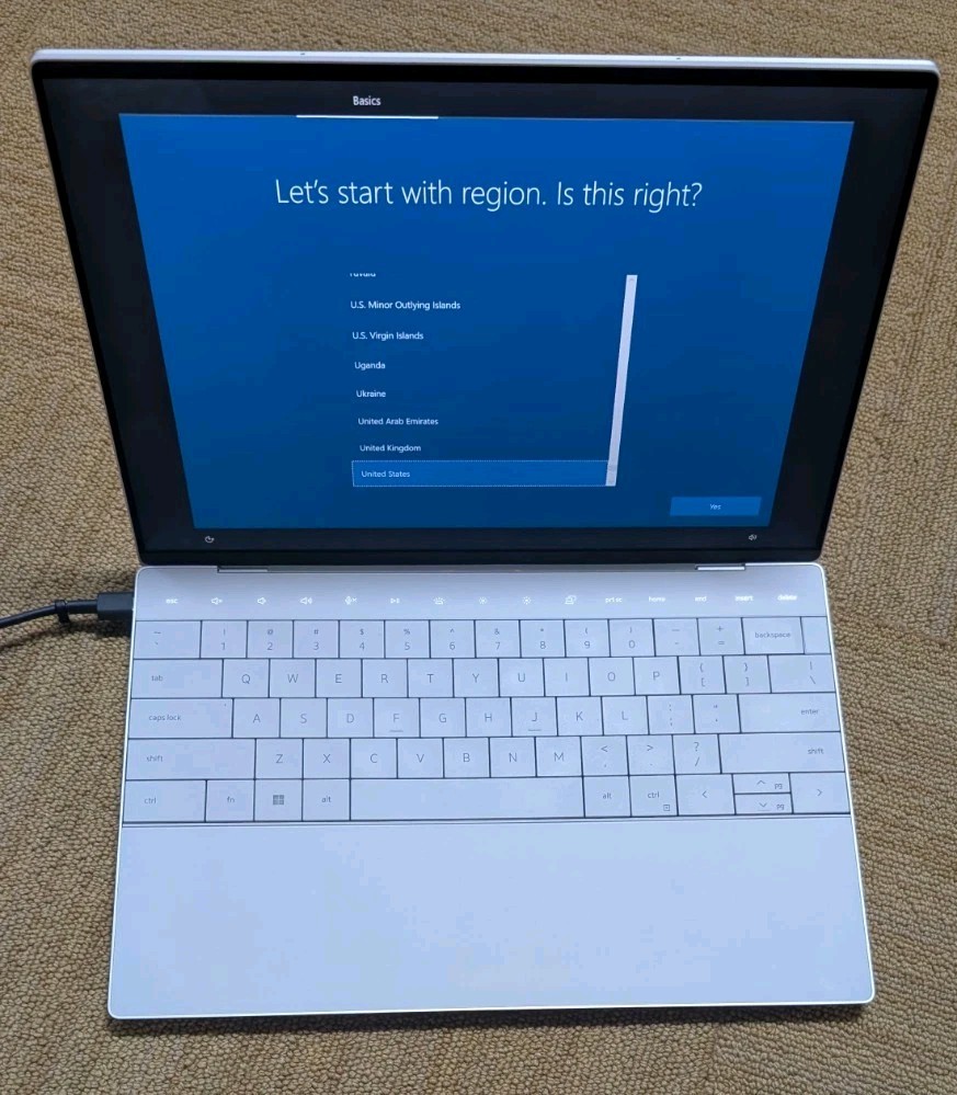 BUNDLE ⭐ SALE ⭐ Dell XPS 9320 13.4″ Intel i7 16GB RAM 500GB SSD LAPTOP Computer