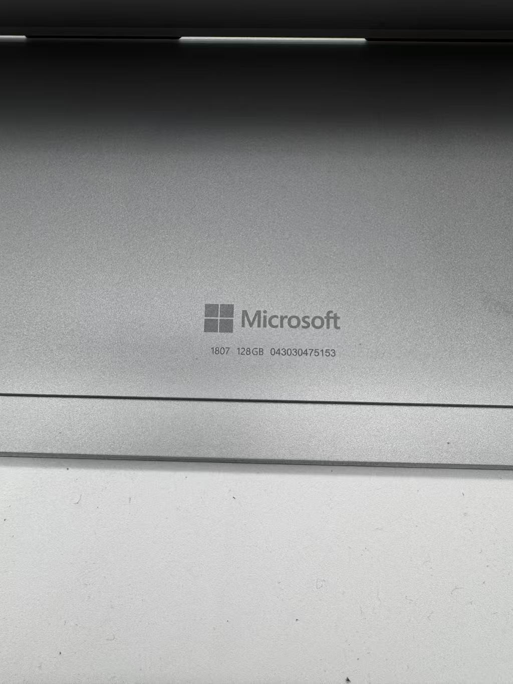 Microsoft Surface Pro 5th Gen 1807 12.3″ Tablet 128GB, Intel i5, LTE – Silver
