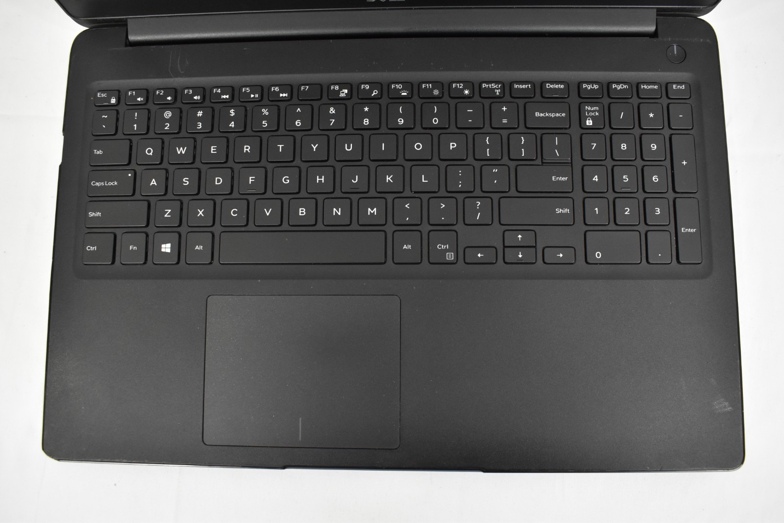 Dell Latitude 3500 i7-8565U 1.8GHz 8GB 256GB SSD No OS For Parts or Repair Only
