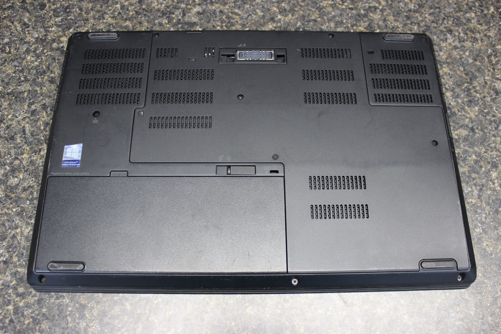 Lenovo Thinkpad P51 I7-7700HQ 256GB SSD-16GB DDR4 Win11Pro