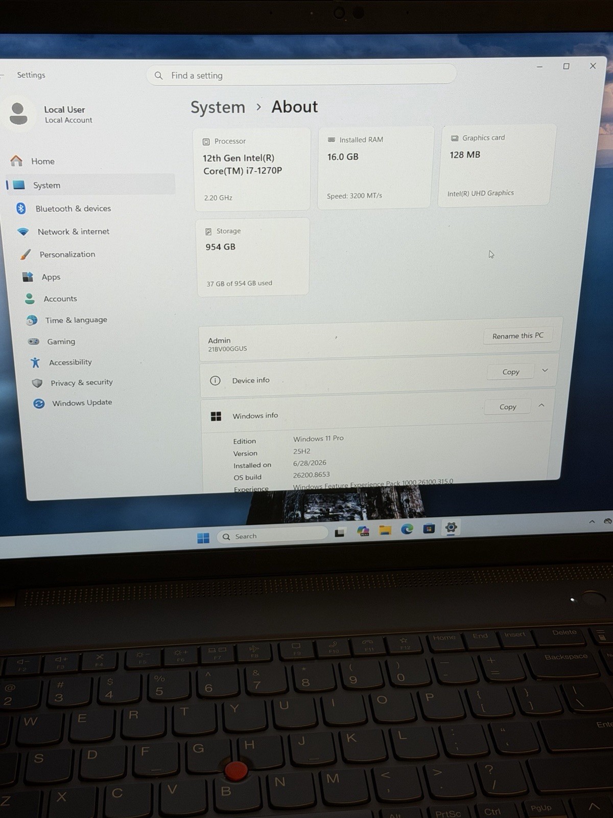 Lenovo T16 | WIN 11 PRO | 16in | i7 vPRO | 16GB | 1TB SSD | Touchscreen