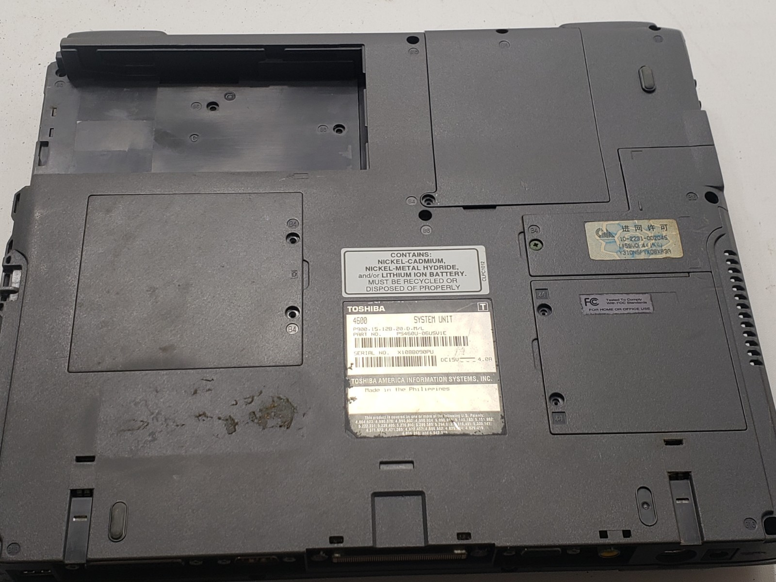 Vintage Toshiba Satellite Pro 4600 w/ PA2731U Port Replicator Untested