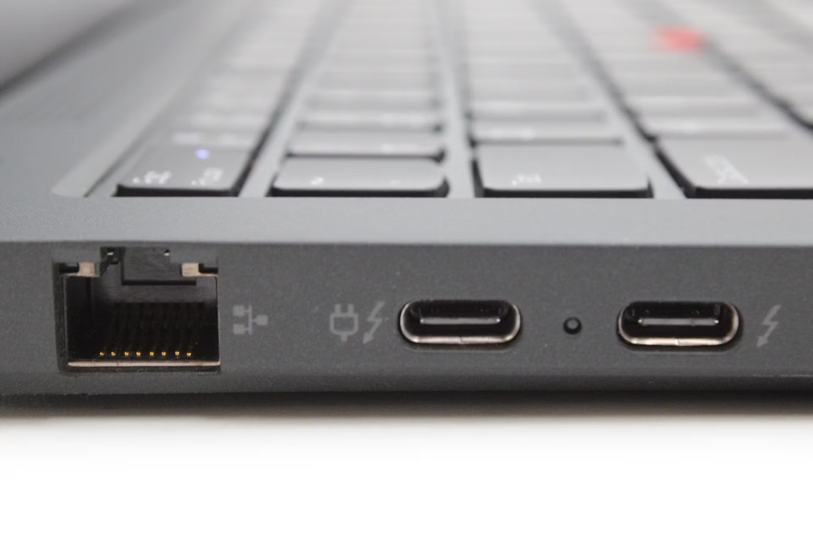 Lenovo ThinkPad T14 Gen 3 Used 14″ i7-1260P, 512GB NVMe, 16 RAM