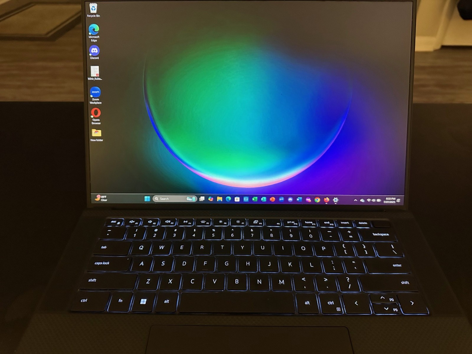 Dell XPS 15 9530 – 13th Gen Intel i7, 32GB RAM, Windows 11 Home