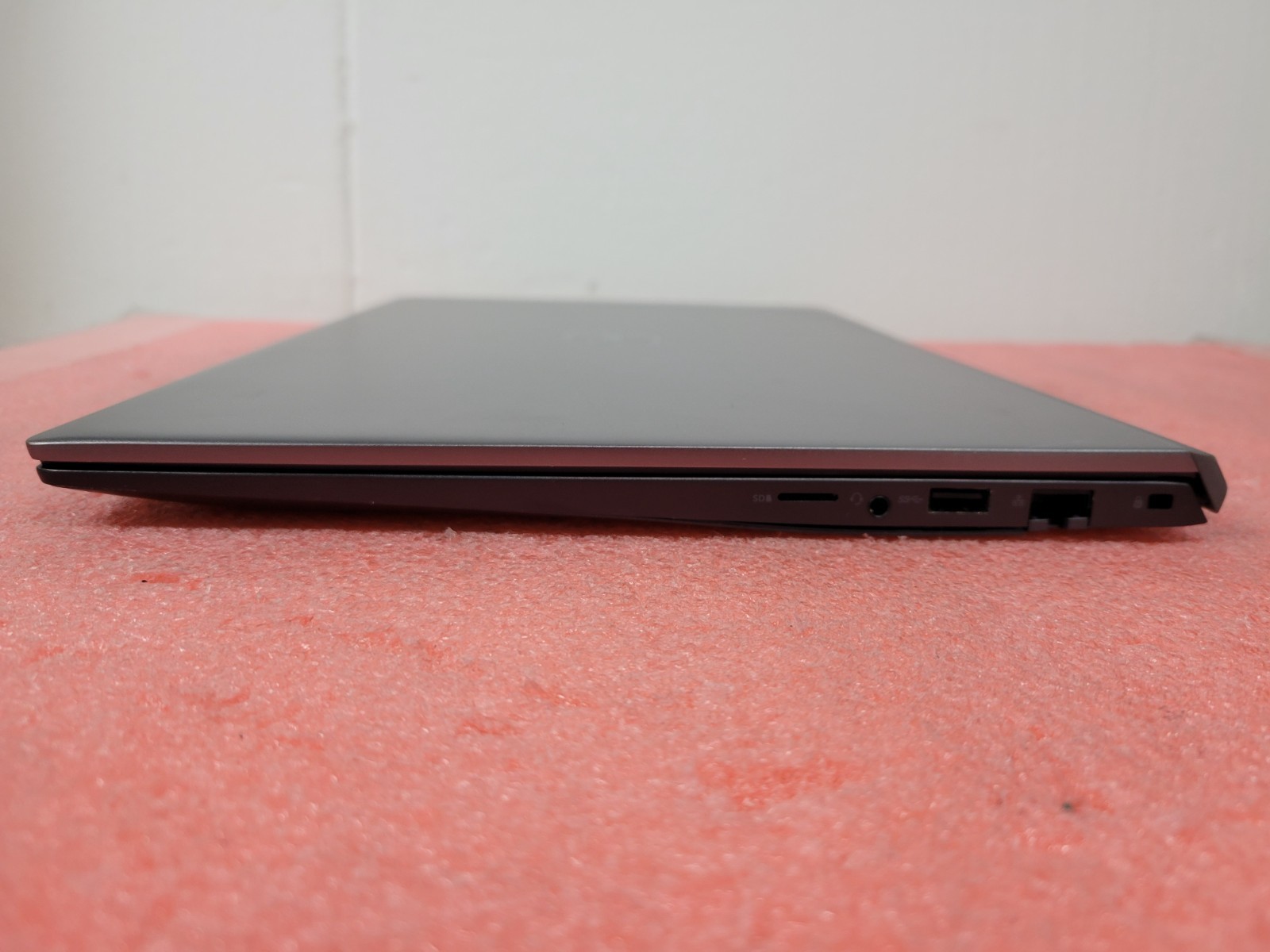 Dell Vostro 5502 i7-1165G7@2.8Ghz 16GB RAM 512GB SSD Win 11 Pro | C1051