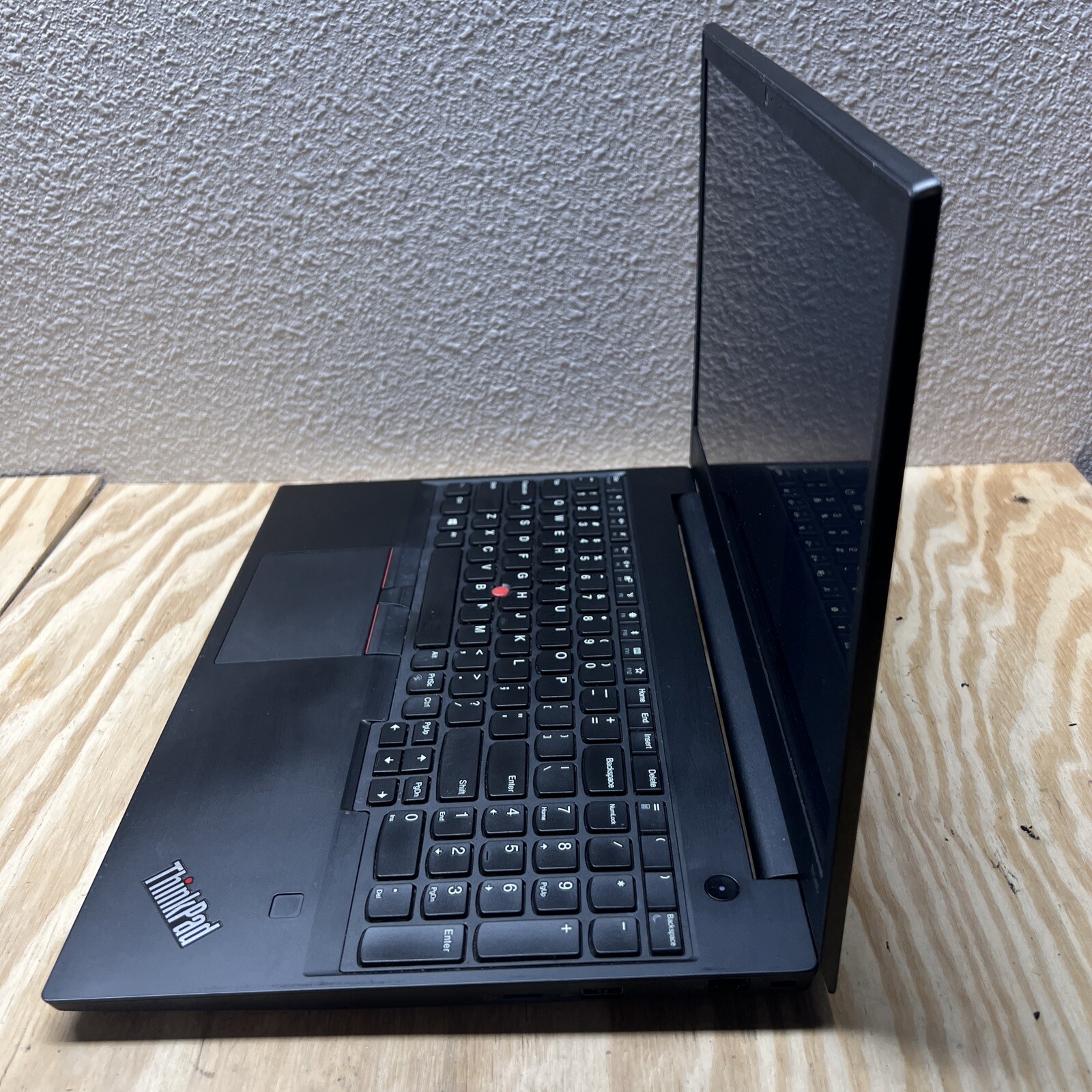 Lenovo ThinkPad E580 – 15.6″ IntelCore i5-7200U 2.5GHz 16GB DDR4 512GB SSD WND11