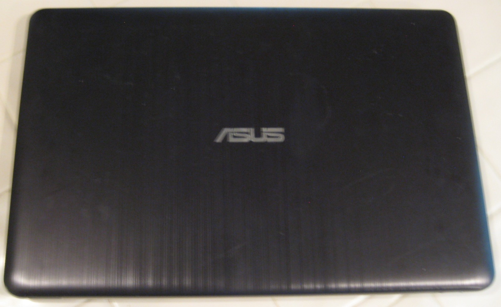 Asus Sonic Master X541N, Pentium N4200@1.1GHz, 8GB RAM, 240 GB SSD, Win 10 Home