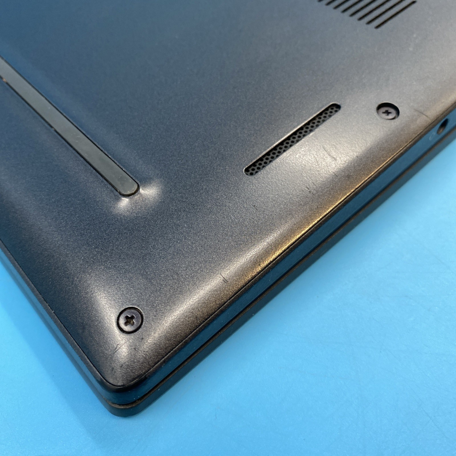 Dell Latitude 7420 | i5-1145G7 | 8GB RAM | 256GB SSD | WIN 11 PRO | 76% BATT