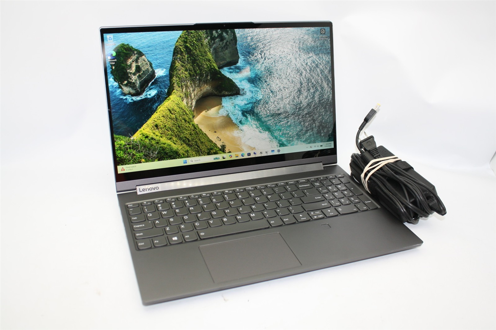 15.6″Lenovo idea Yoga C940-15IRH i7-9750H 2.60GHz RAM 16GB NVMe 256GB GTX 1650