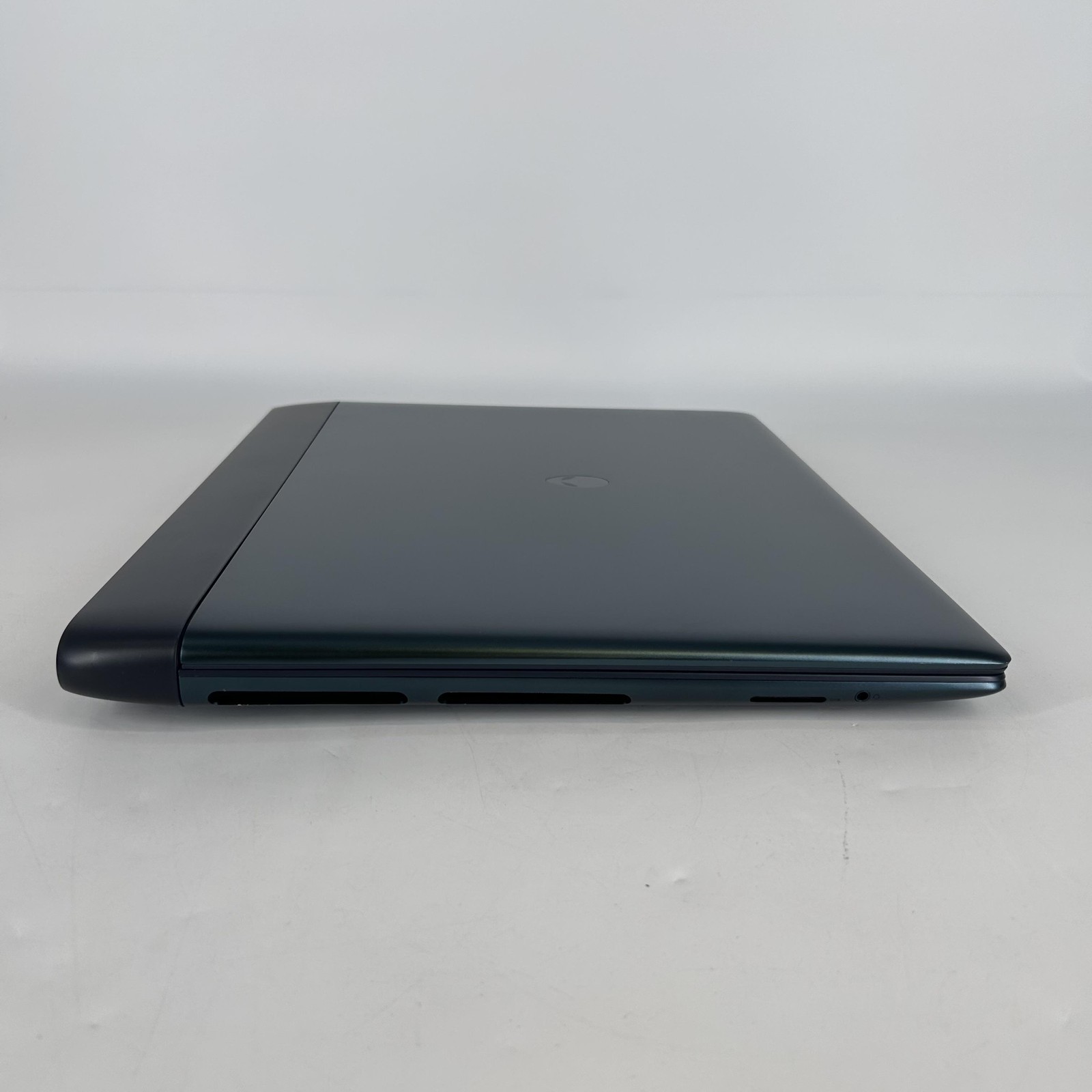 Dell Alienware 18 Area-51 144Hz QHD+ 2.7GHz Ultra 9 275HX 64GB 2TB RTX 5090 Good