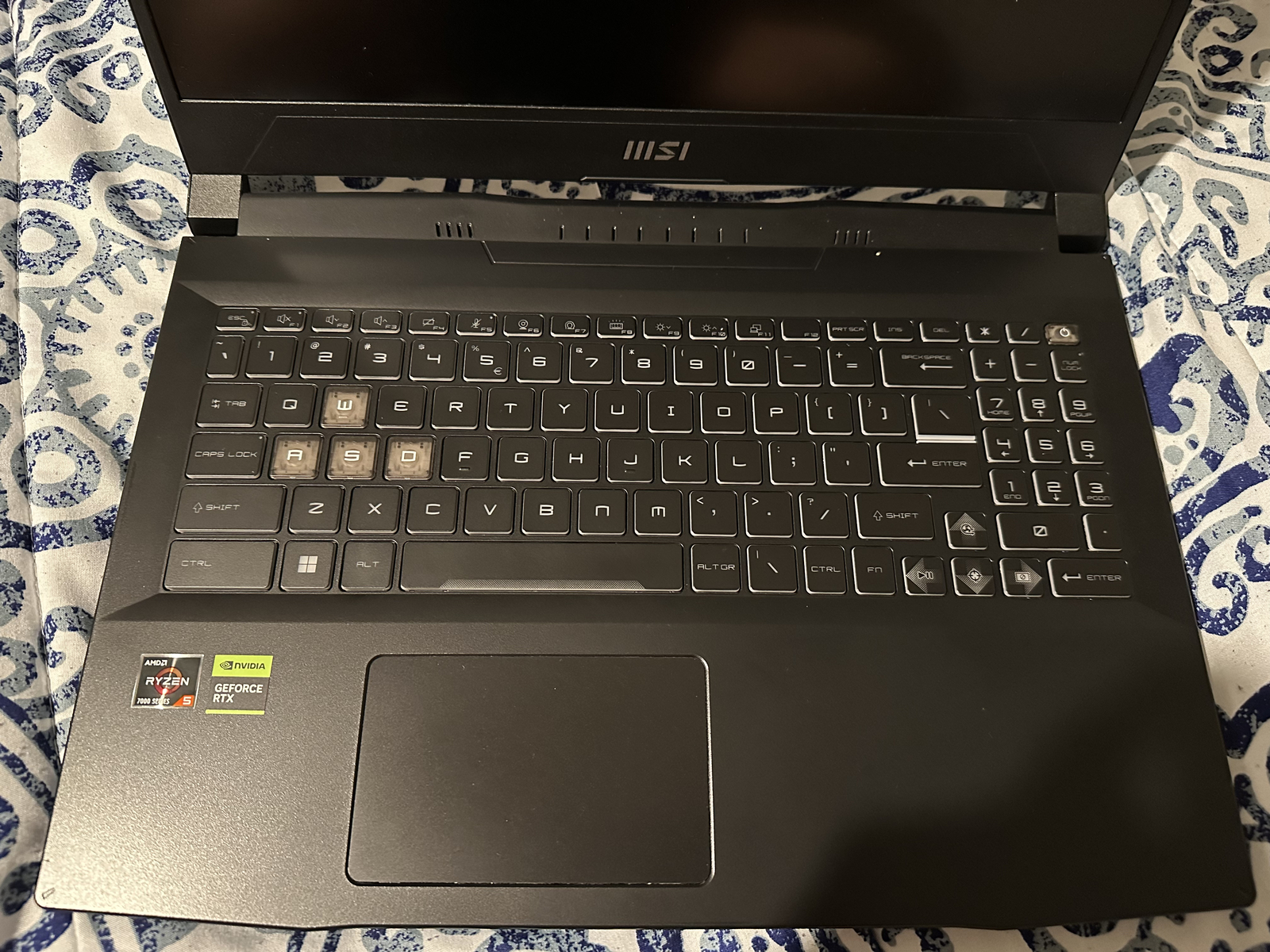 MSI Bravo 15 C7VE-010US 15.6″ (512GB SSD, AMD Ryzen 5 7535HS, 3.30 GHz, 8GB RAM,