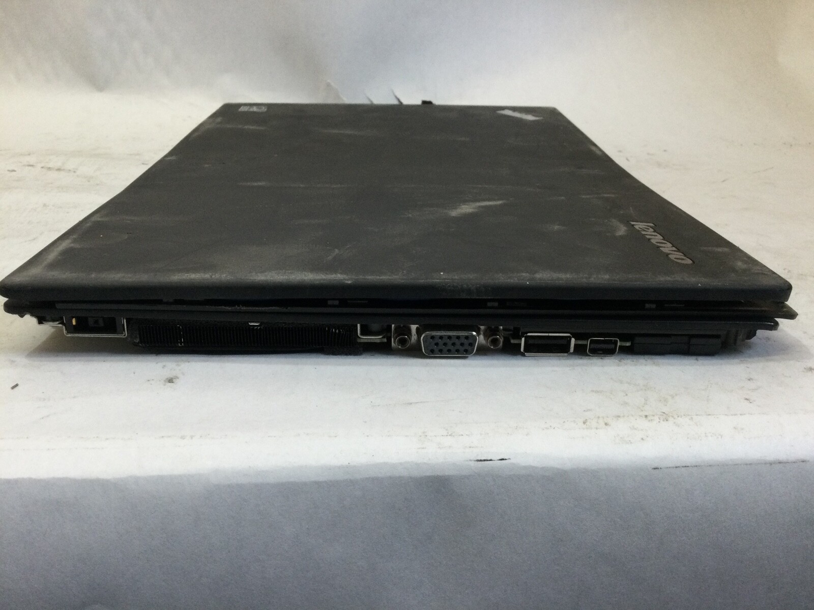 LENOVO THINKPAD X250 – FOR PARTS – I5 vPRO – NO RAM – READ DESCRIPTION – BB!!!