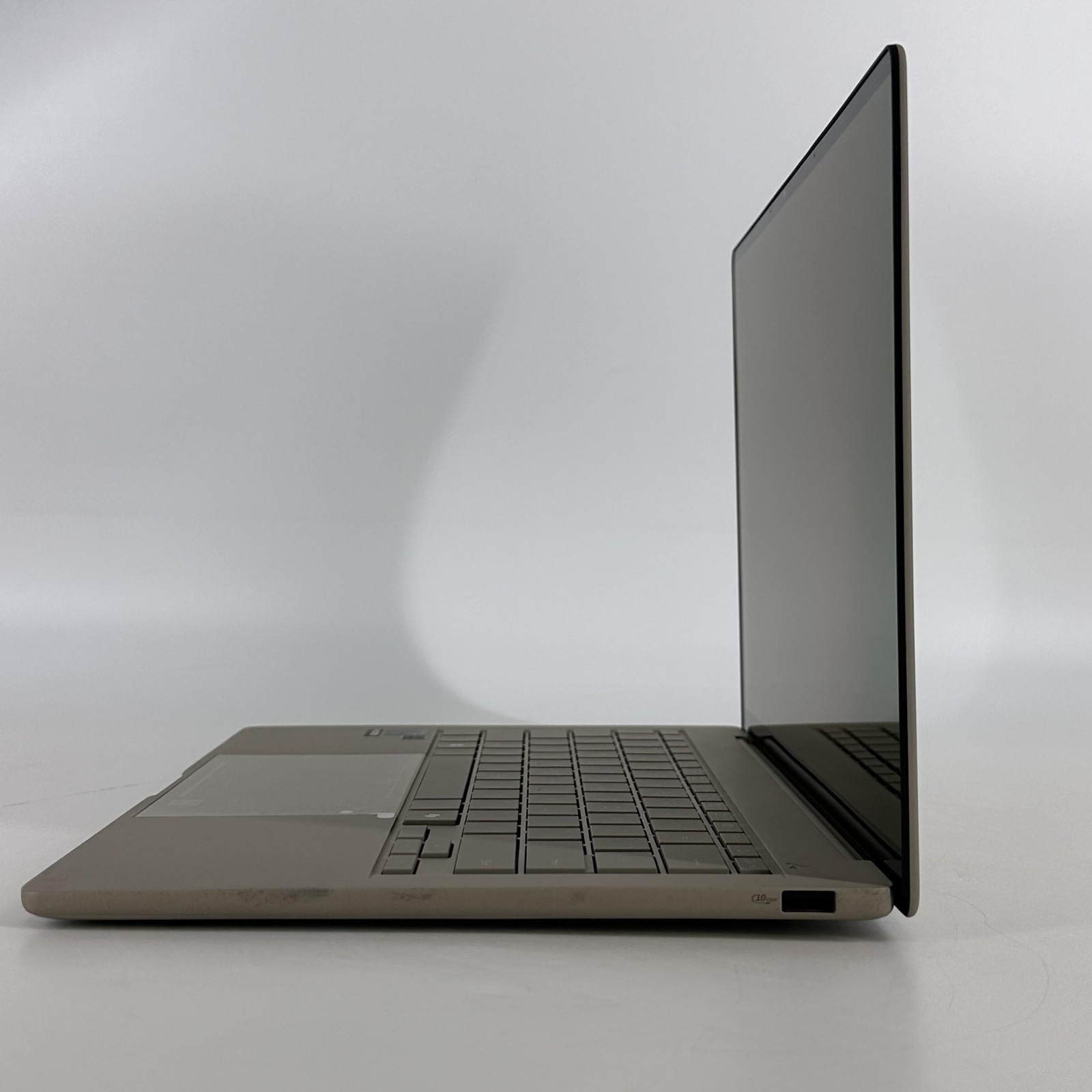 Asus Zenbook A 14 FHD+ 3.2 GHz Snapdragon X Plus 16GB 512GB SSD Very Good