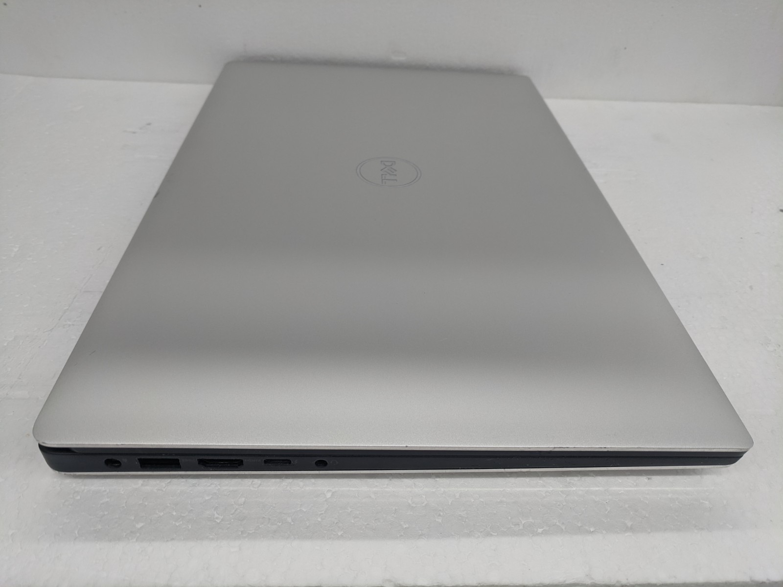 Dell Precision 5530 Laptop – i7-8850H | 32GB RAM | 512GB NVMe | 4K UHD Touch