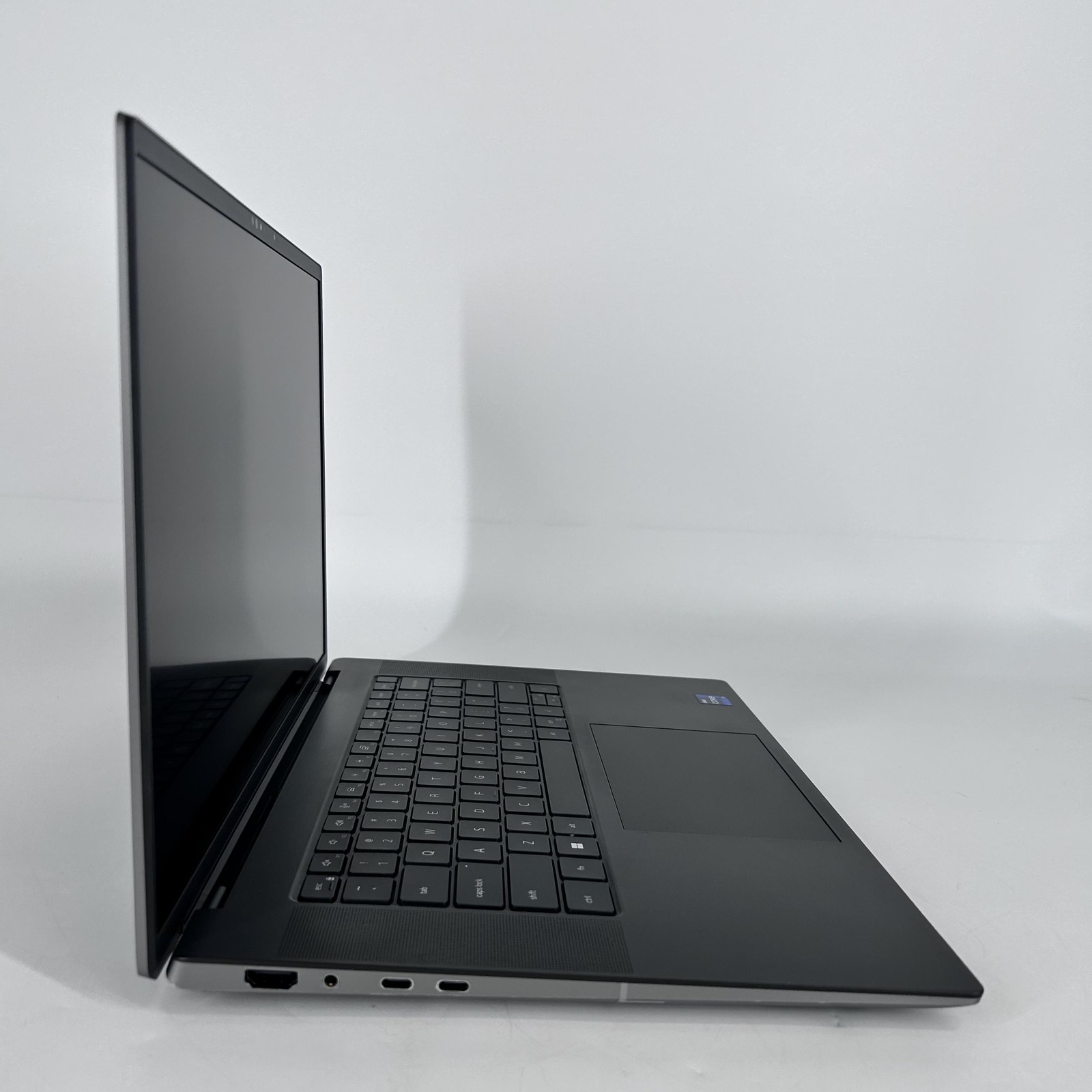 Dell Precision 5680 16 Gray FHD+ 2.6 GHz i9-13900H 64GB 1TB SSD RTX 4000 Ada