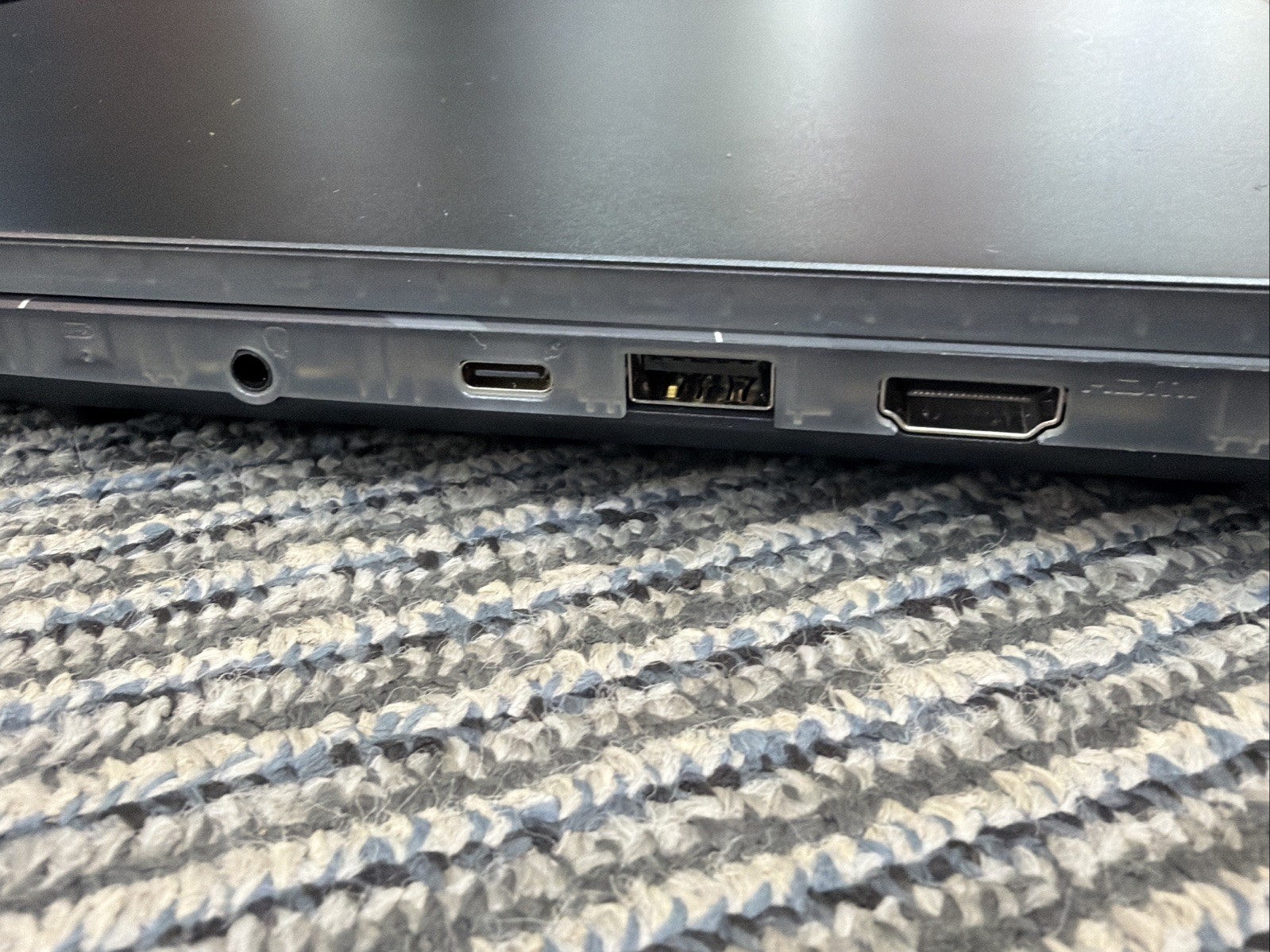 MSI Cyborg A17 AI B2HWEKG-021US 17.3″ Ryzen 7 RTX 5050 16GB 1TB Laptop